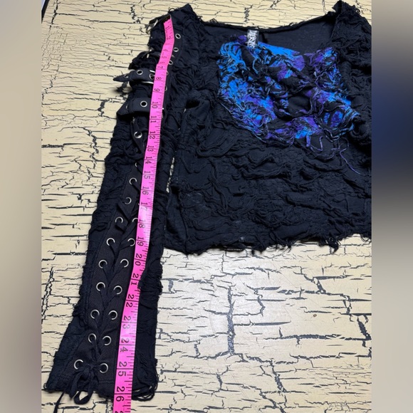 VTG Lip Service Bio Threat Distressed Long Sleeve Top Shirt Goth 90s Y2K buckles - Picture 7 of 16